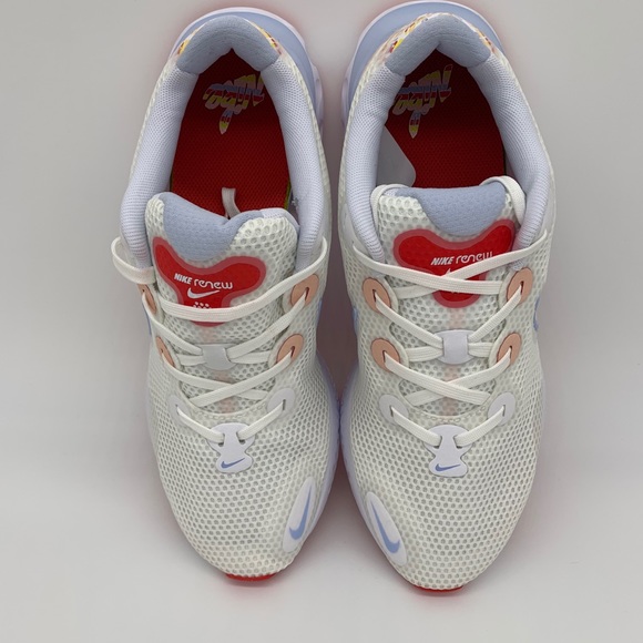 WMNS Nike Renew Run - Picture 2 of 9